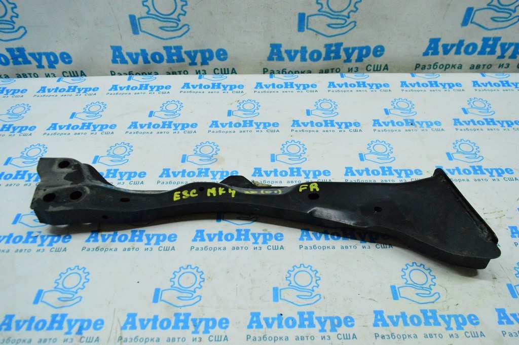 Усилитель подрамника перед прав Ford Escape MK4 20-