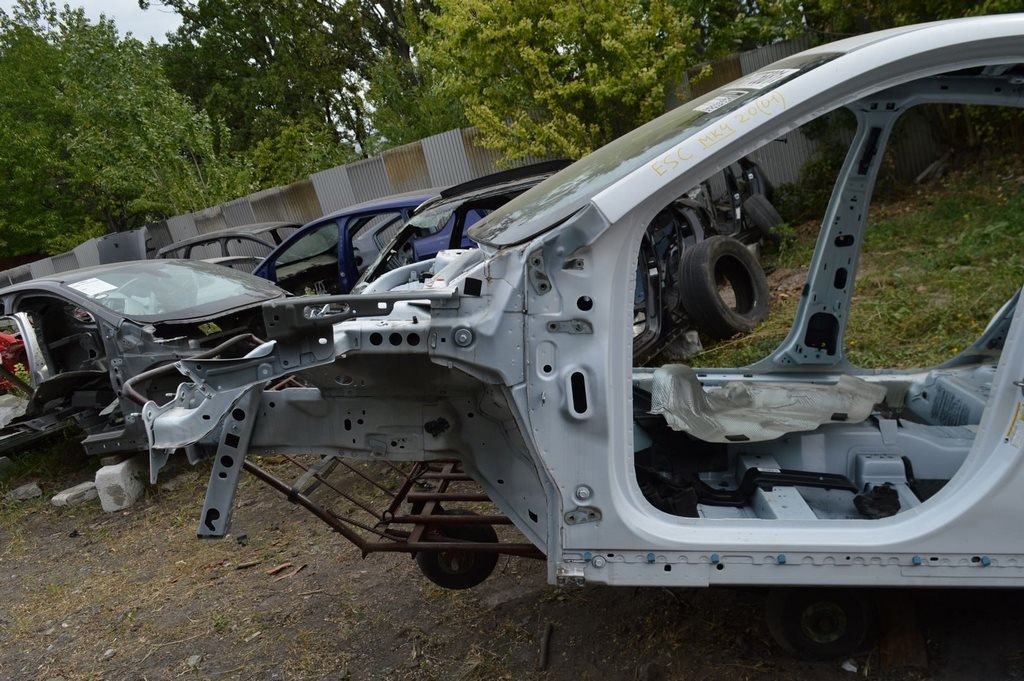 Четверть передняя левая Ford Escape MK4 20-