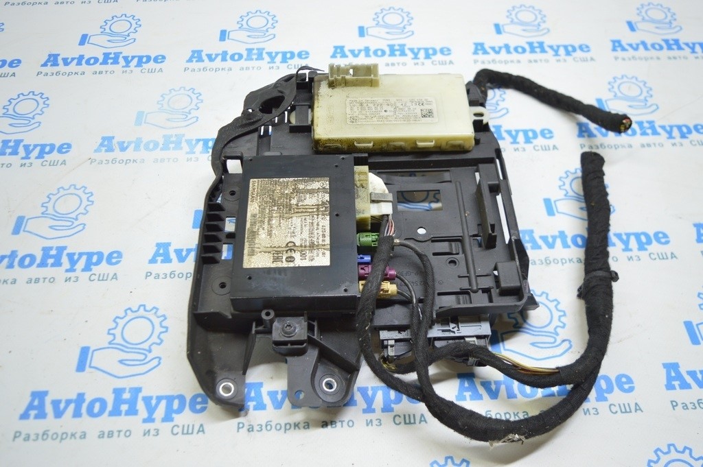 Модуль управления Telematic (аварийных служб) Mercedes W222 14-22 (01)