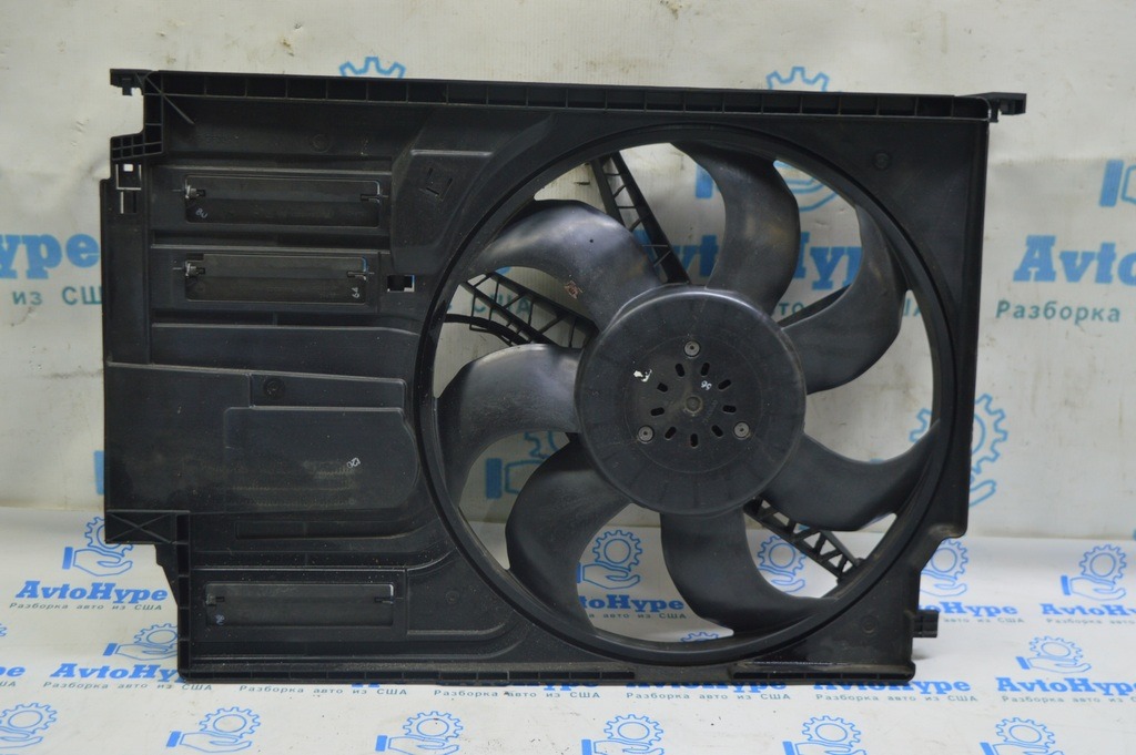 Диффузор кожух радиатора в сборе BMW X1 F48 16-22 B46 850W