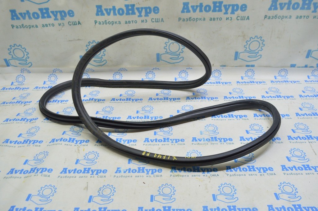 Уплотнитель дверного проема передний правый BMW X1 F48 16-22