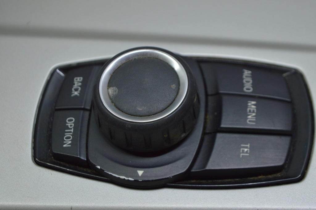 Джойстик шайба управления монитором (малый) BMW X3 F25 11-17 (02)