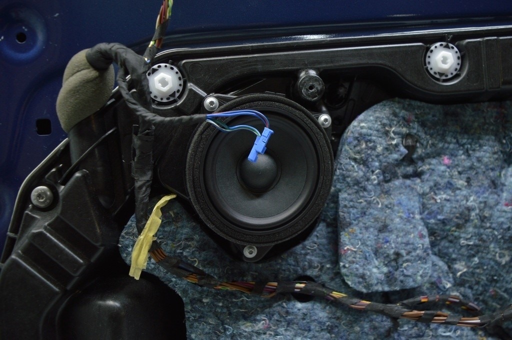 Динамик дверной передний правый BMW X3 G01 18-21 Harman Kardon