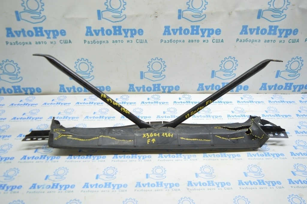 Распорка телевизора правая BMW X3 G01 18-21