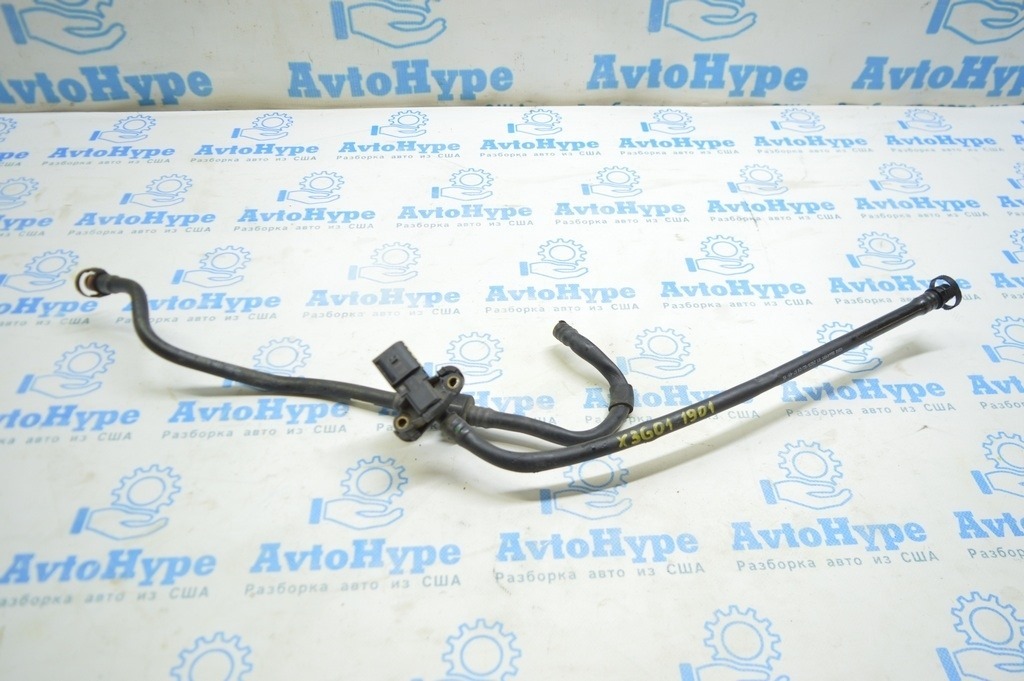 Трубка вентиляции топливного бака с датчиком давления BMW X3 G01 18- 3.0T с трубкой 1390866493