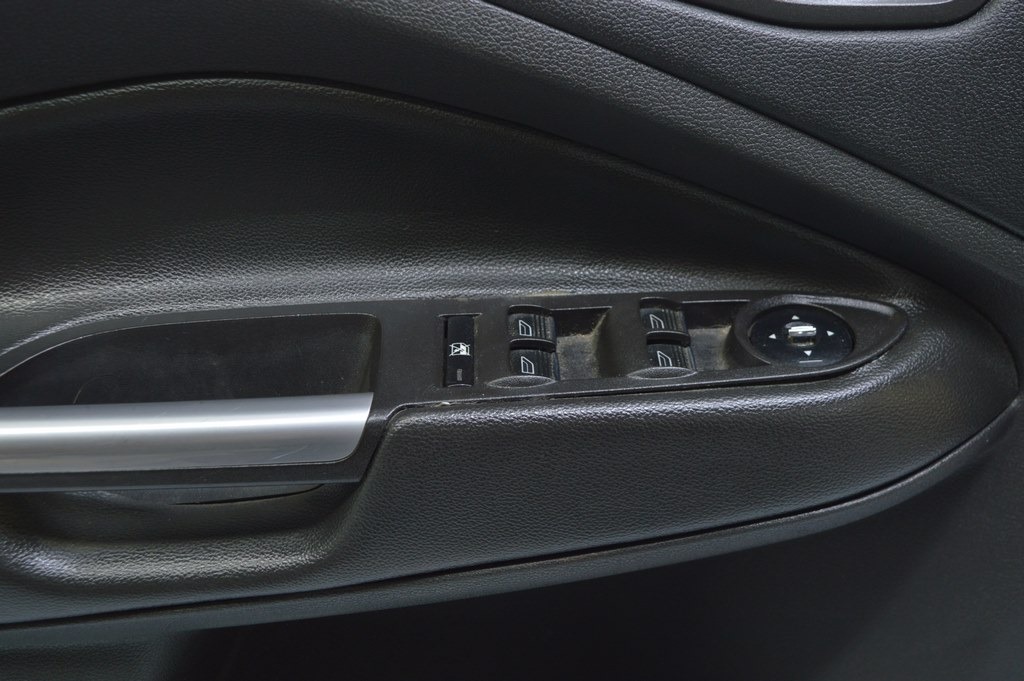 Управление стеклоподъемником передним левым Ford C-max MK2 13-18 черн