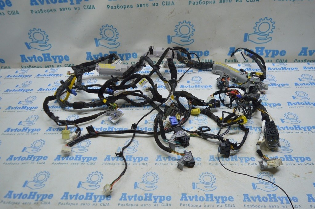 Проводка салонная HYUNDAI ELANTRA AD 17- (03) первая