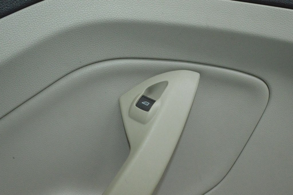 Управление стеклоподъемником зад лев Ford Escape MK3 13-