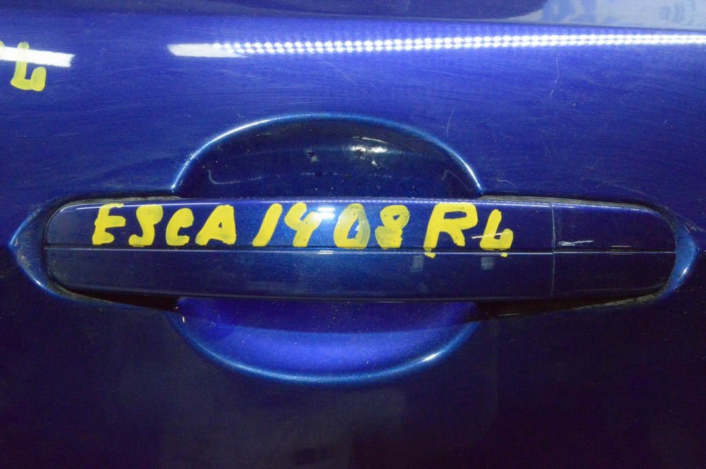 Заглушка внешней ручки зад лев Ford Escape MK3 13- синий цвет J4(08)