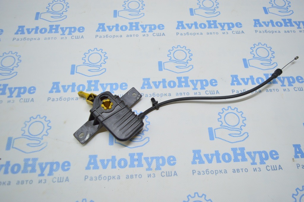 Трос открытия замка капота (короткий ) к замку Ford Escape MK3 13-