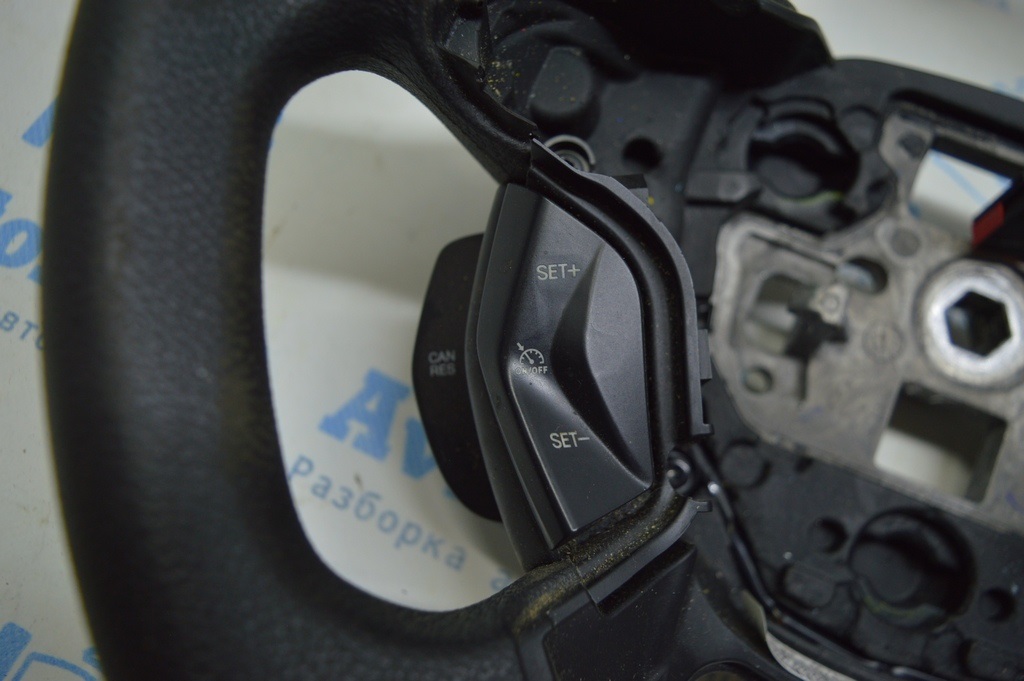 Кнопки управления (на руле) лев низ Ford Escape MK3 13-16 дорест