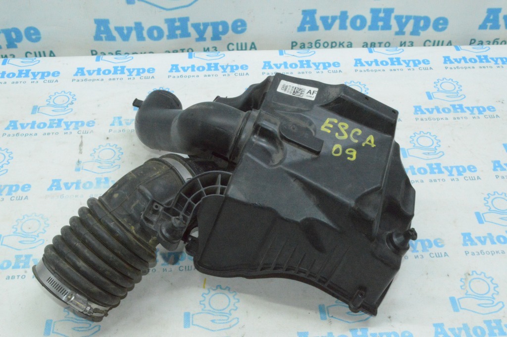 Воздуховод Ford Escape MK3 13-19 2.0T от фильтра (09) 2 части