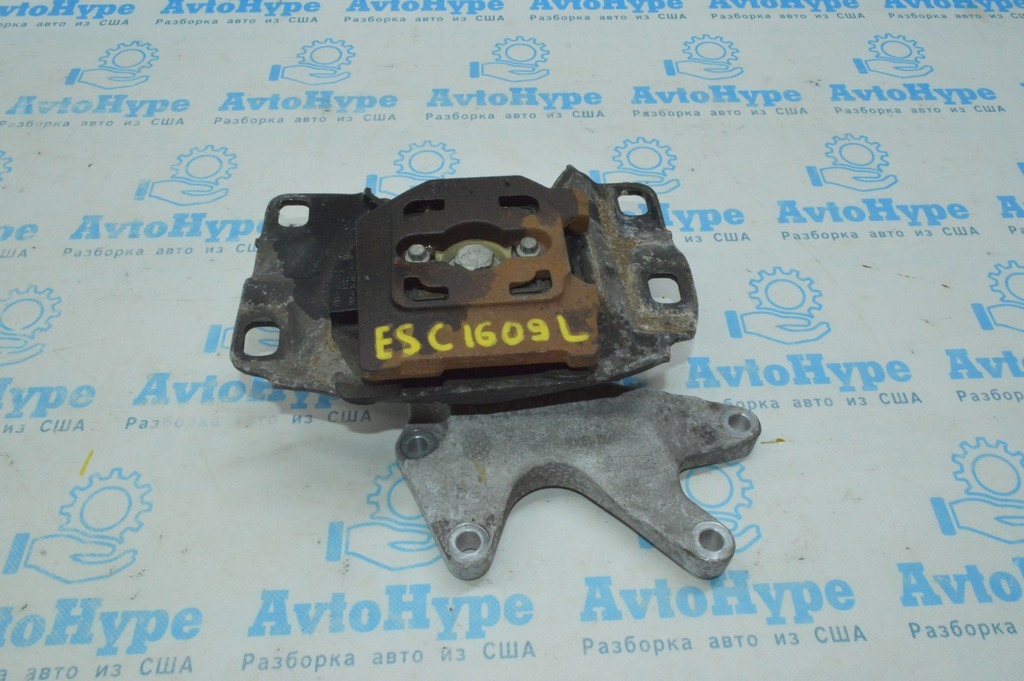 Подушка двигателя левая Ford Escape MK3 13-19 2.0Т (09)