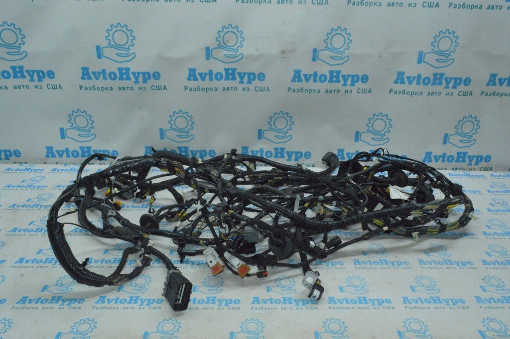 Проводка салонная с блоком предохранителей Ford Escape MK3 13- (09)