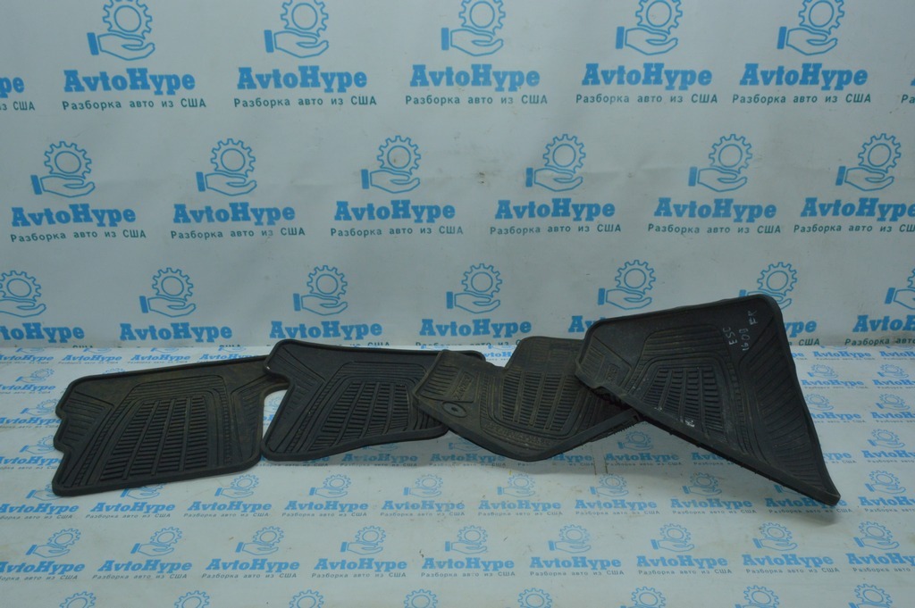 Комплект ковриков салона Ford Escape MK3 13- резина (09)