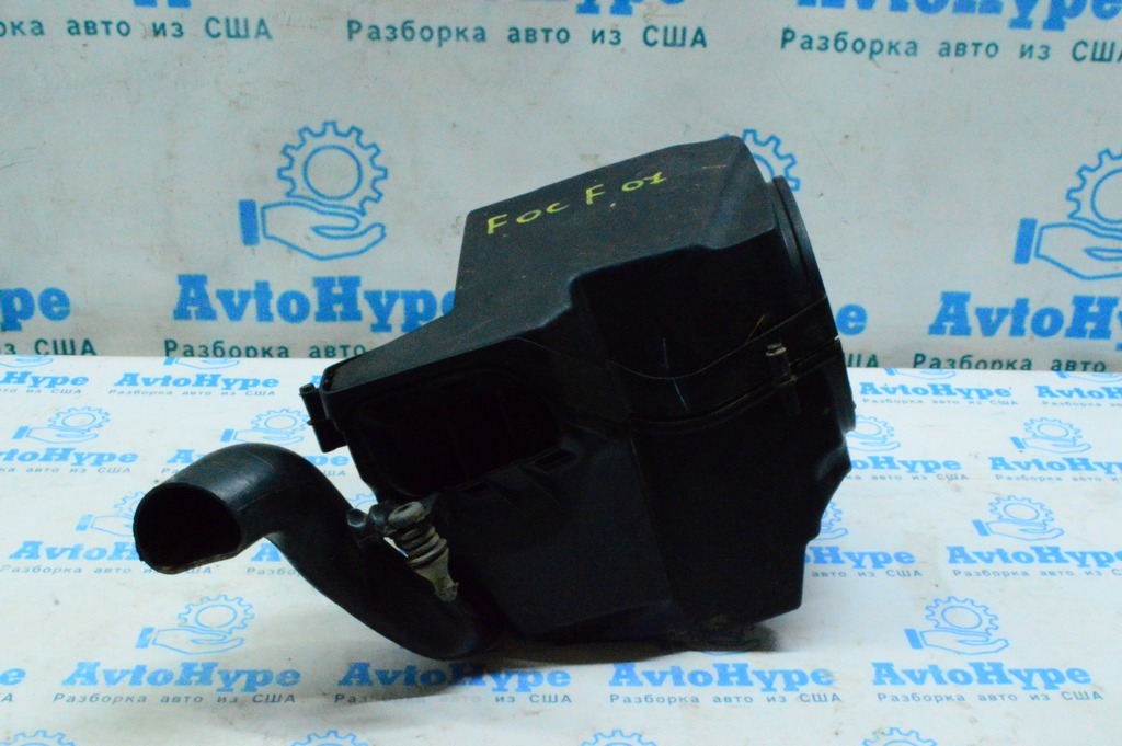 Корпус воздушного фильтра Ford Focus mk3 11-18 2.0 (07) дефект.