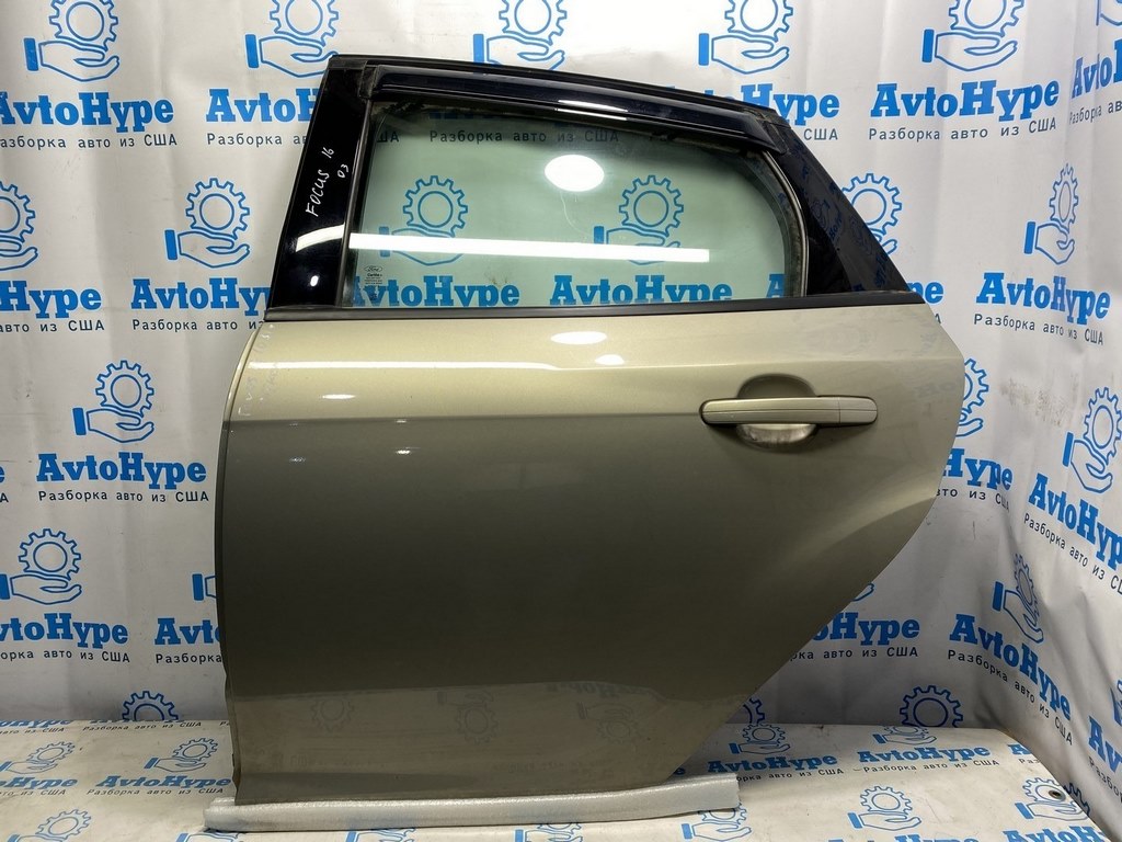 Дверь голая зад лев Ford Focus mk3 11-18 бежевая (03)