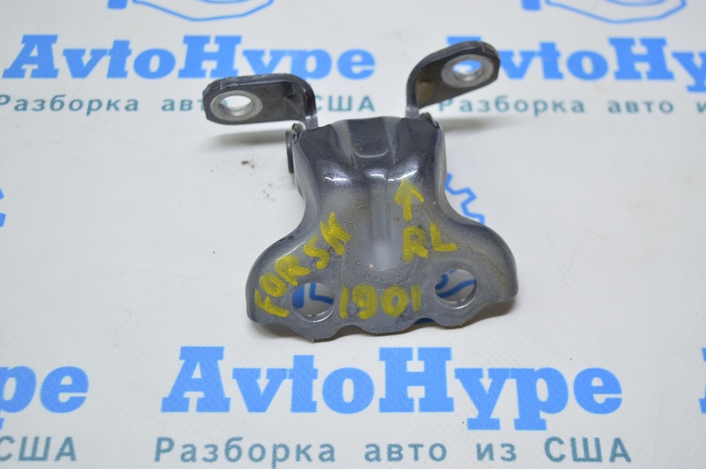 Петля двери верхняя зад лев Subaru Forester 19- SK