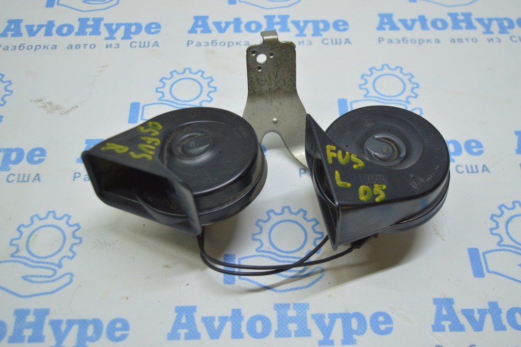 Сигнал левый Ford Fusion mk5 13-