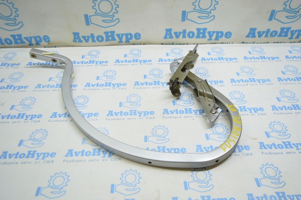 Петля крышки багажника левая Ford Fusion mk5 13-