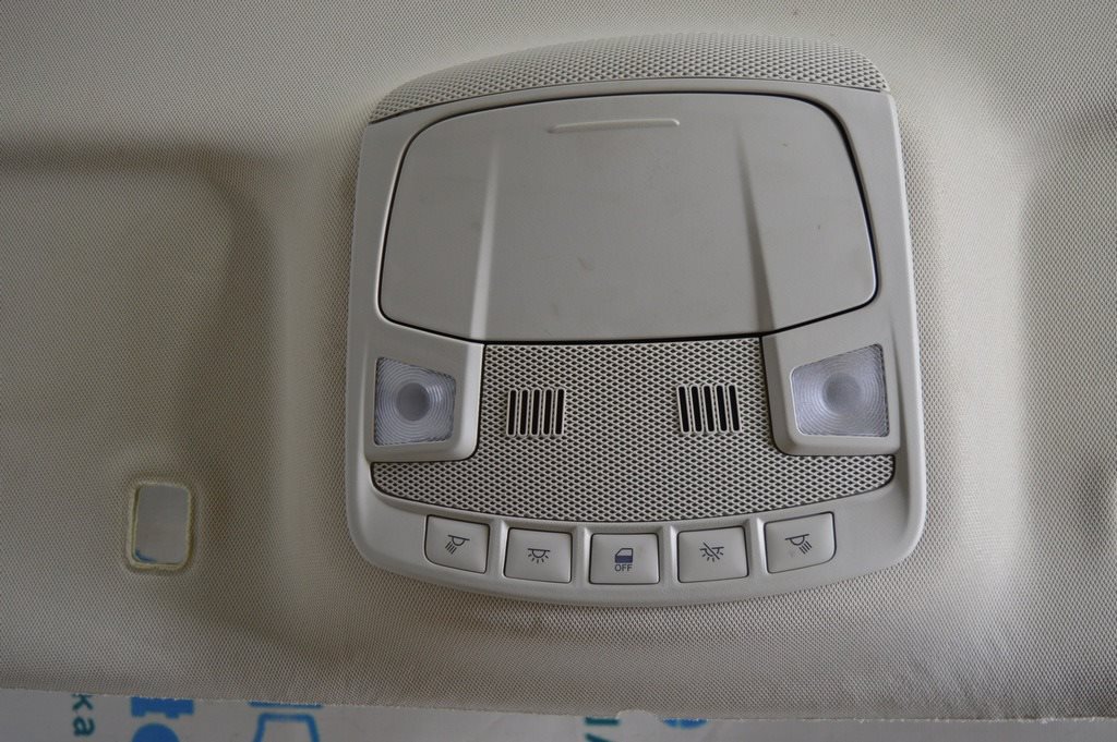 Плафон освещения перед Ford Fusion mk5 13- серый без люка