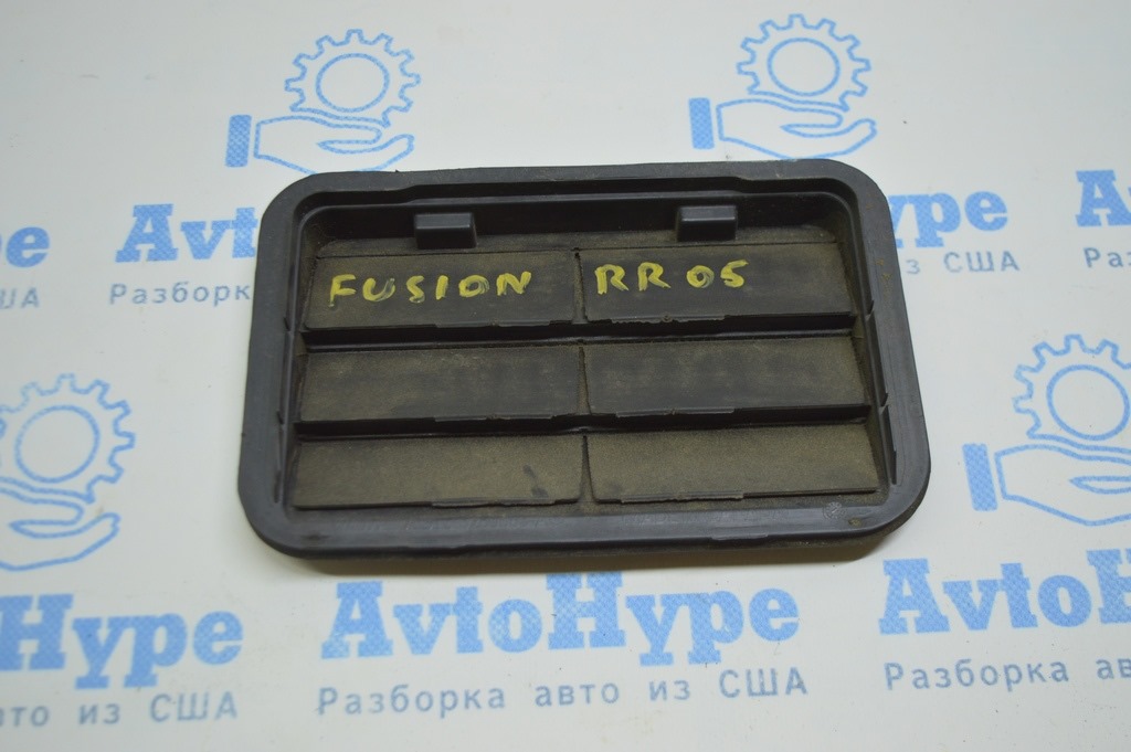 Щиток вентиляции правый Ford Fusion mk5 13-
