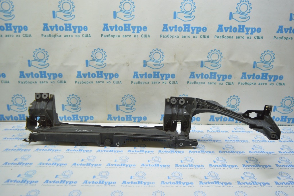 Опора радиатора верхняя Ford Fusion mk5 13-16 пластик (05) дефект нет правой части (05)