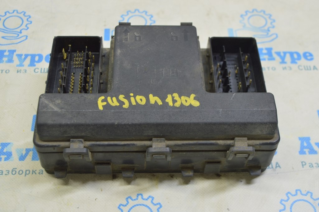 Блок предохранителей подкапотный Ford Fusion mk5 13-20 2.0T (06)
