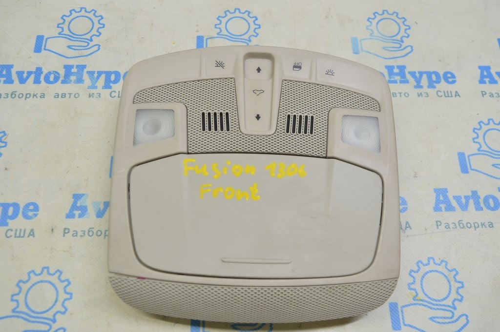 Плафон освещения перед Ford Fusion mk5 13- серый под люк