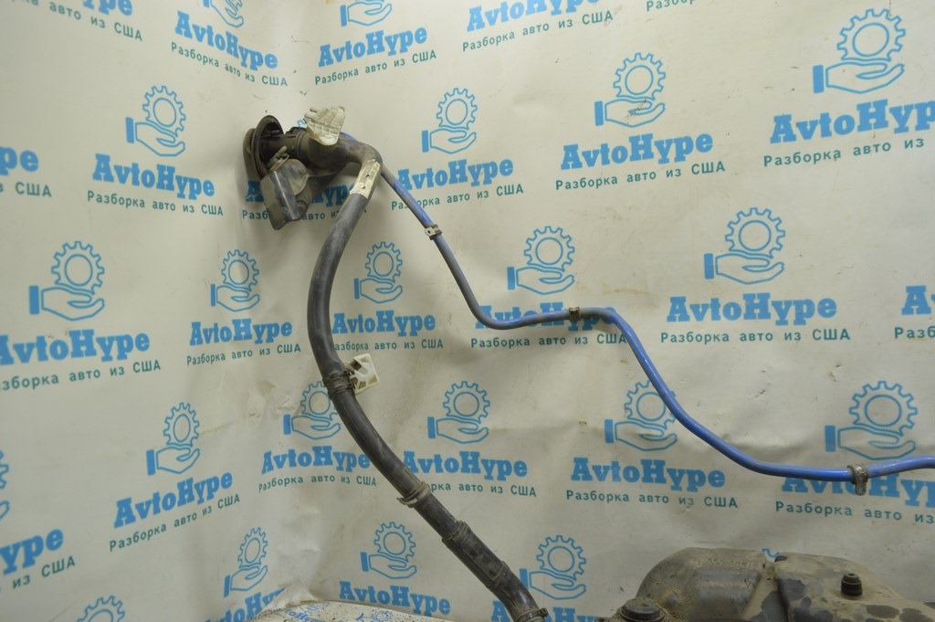 Заливная горловина топливного бака Mercedes X164 GL 3.0d