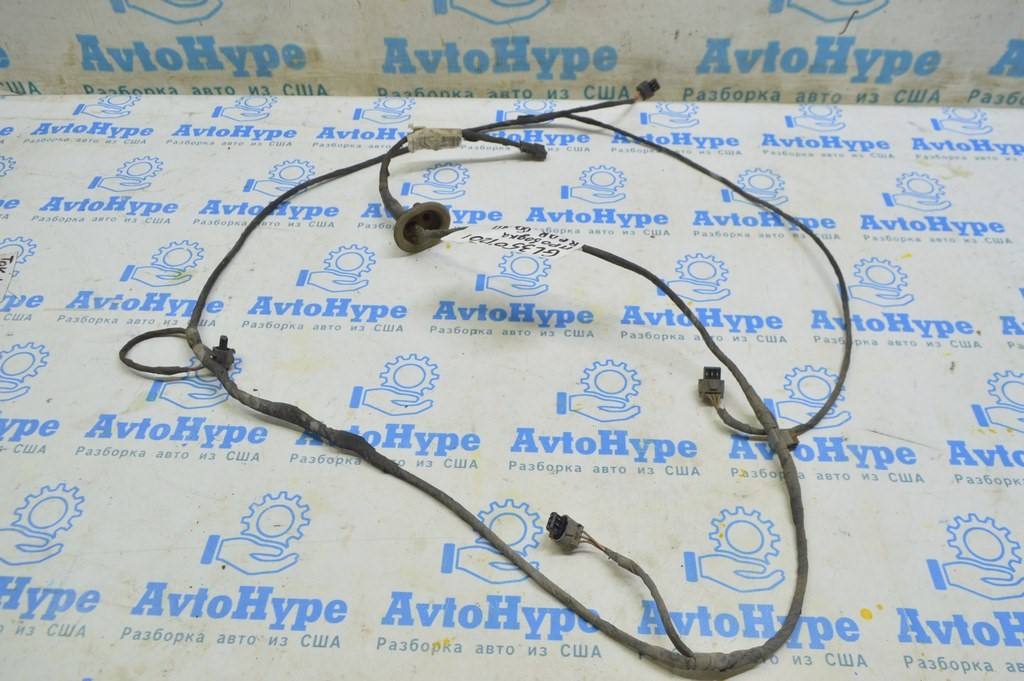 Проводка заднего бампера Mercedes X164 GL W164 ML W251 R (01)