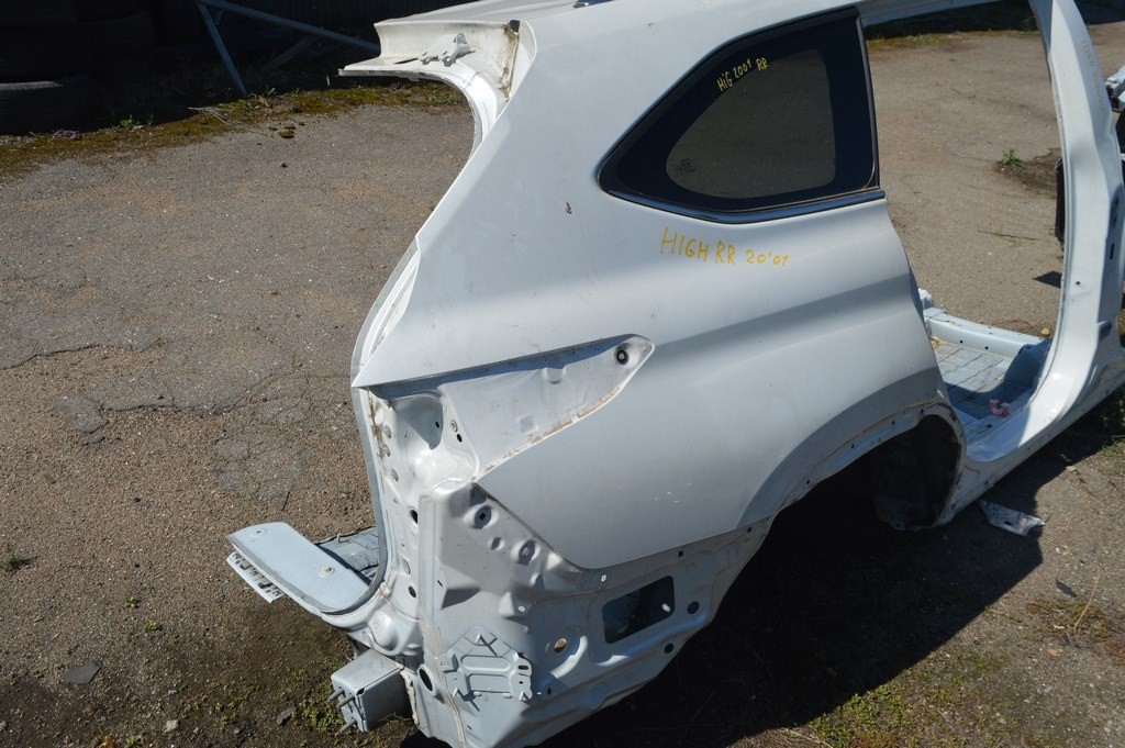 Четверть крыло задняя правая Toyota Highlander 20- под BSM (01) с батоном