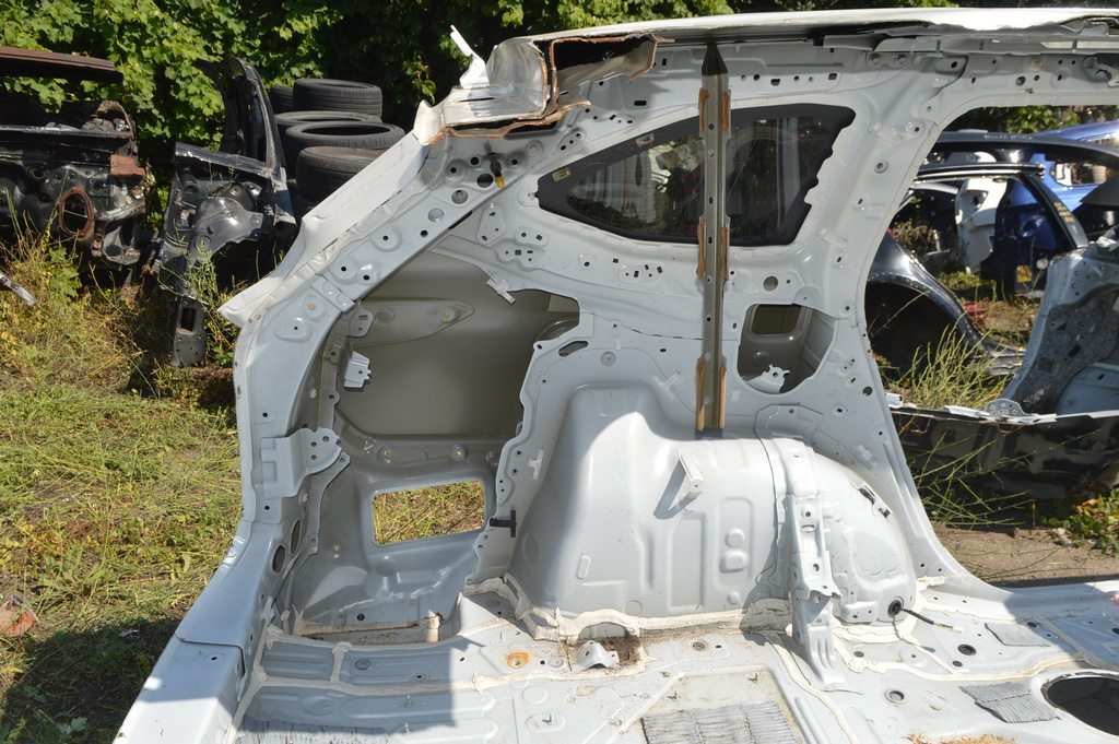 Четверть крыло задняя левая Toyota Highlander 20- под BSM (01) с батоном