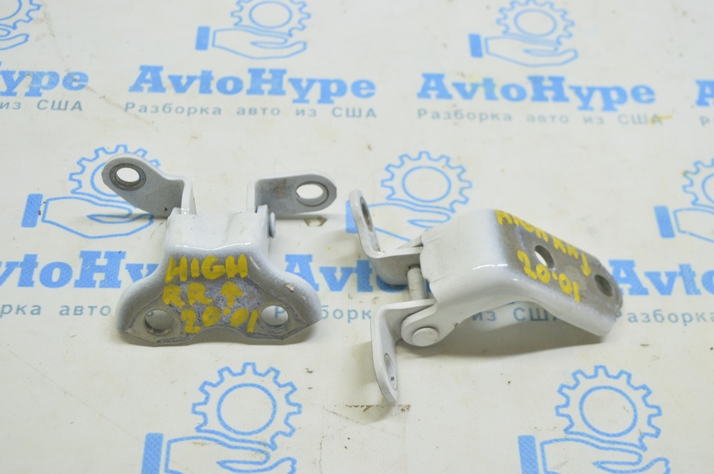 Петля двери багажника правая Toyota Highlander 20-