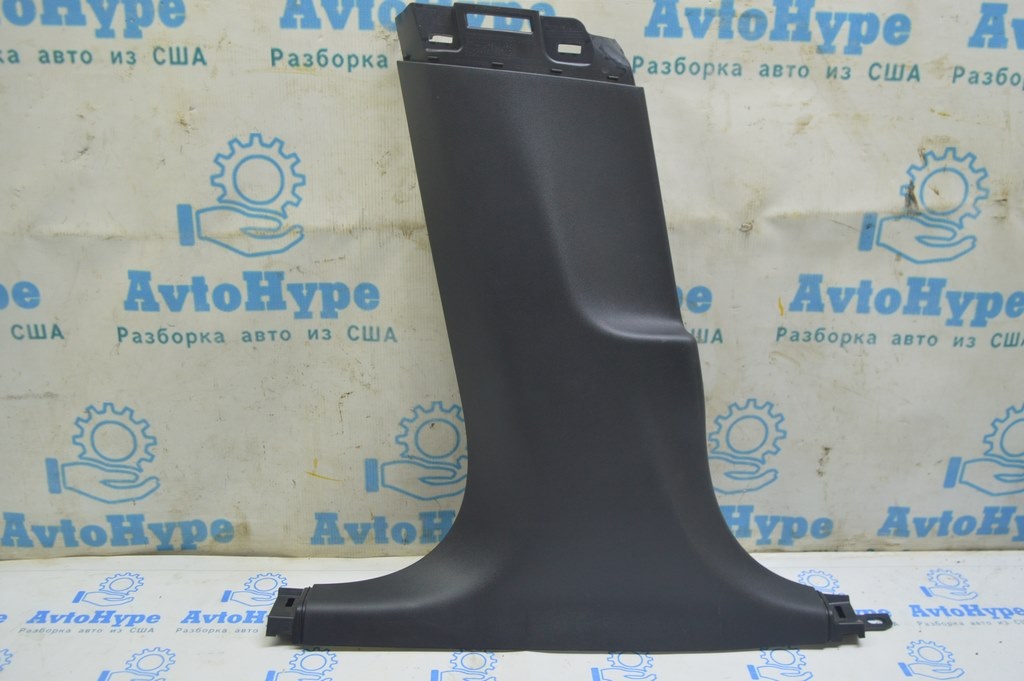 Накладка центральной стойки нижняя левая Tesla Model 3 18- черн