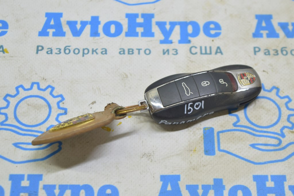 Ключ Porsche Panamera 10-16 3 кнопки (01) потёрт
