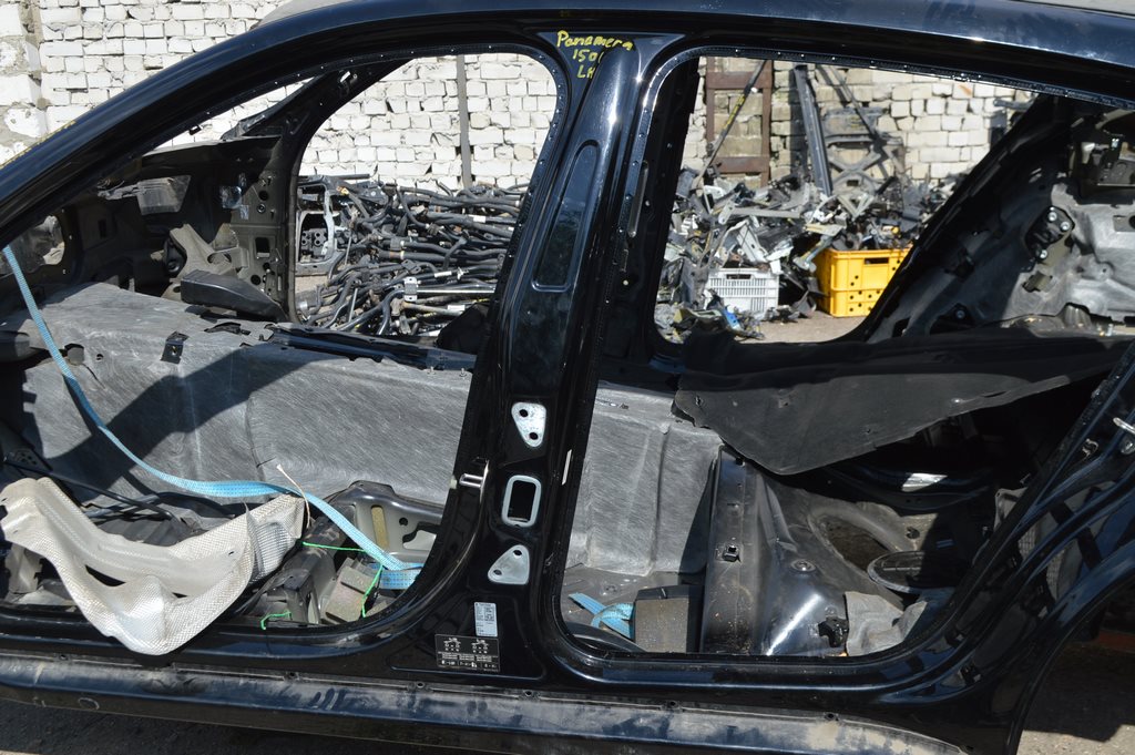 Скоба замка двери перед лев Porsche Panamera 10-16