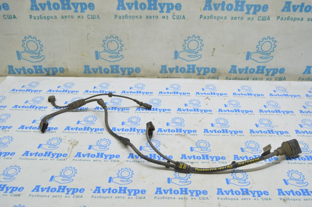 Проводка на ручник зад прав Porsche Panamera 10-16 (01)