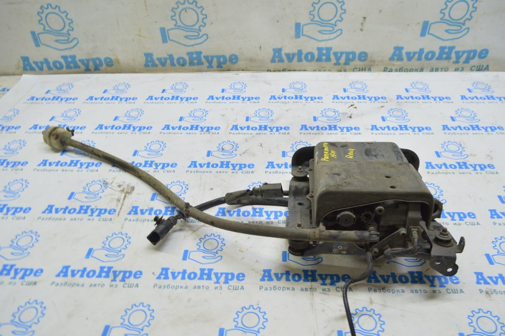 Компрессор пневмоподвески Porsche Panamera 10-16 (01)