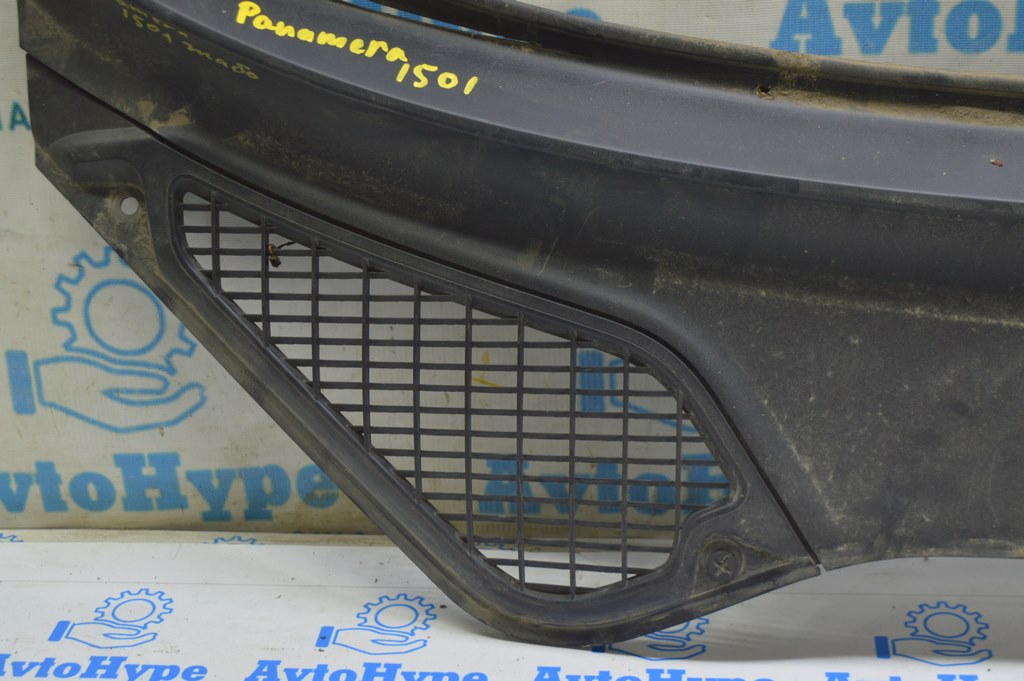 Вставка решетки дворников (пластик) Porsche Panamera 10-16