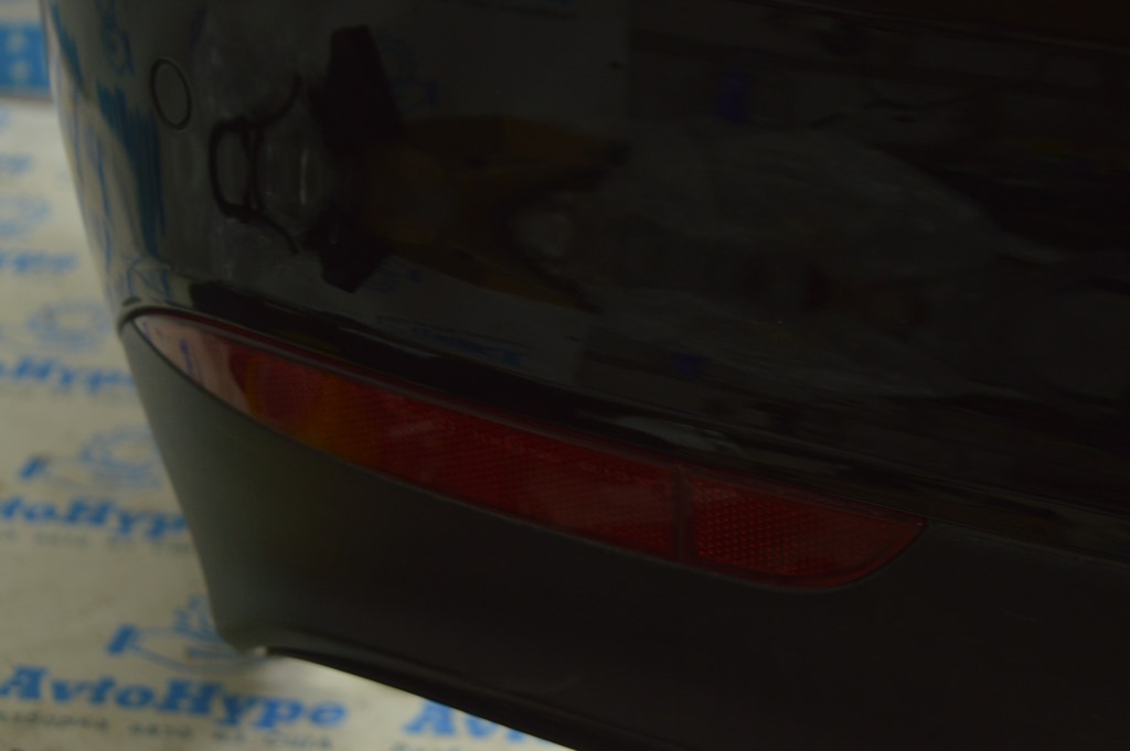 Отражатель заднего бампера левый Porsche Panamera 14-16 малый