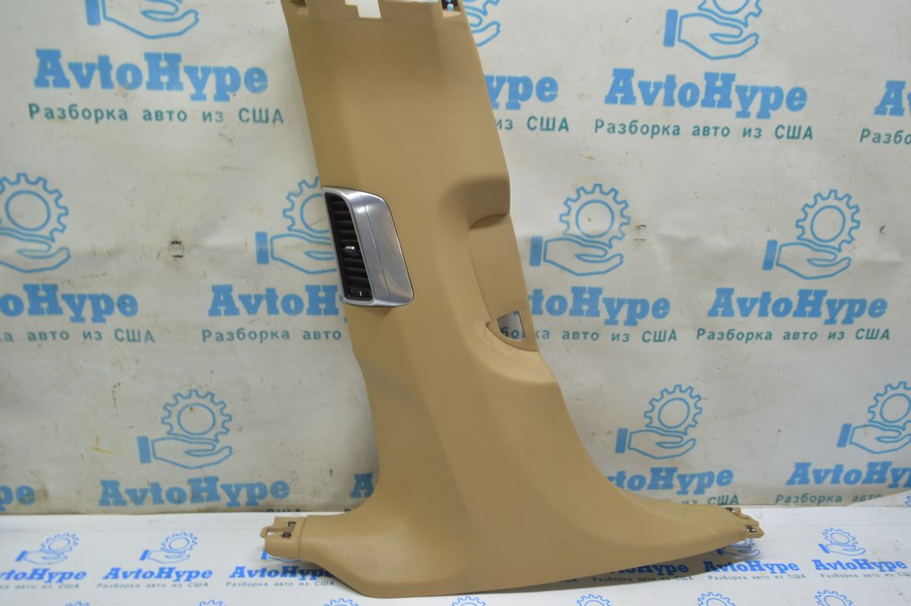 Накладка центральной стойки нижняя левая Porsche Panamera 10-16 беж