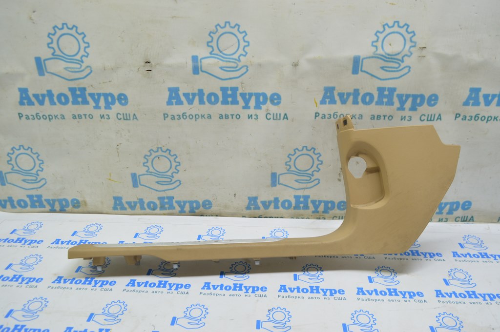 Накладка порога внутр перед лев Porsche Panamera 10-16 беж с хромом