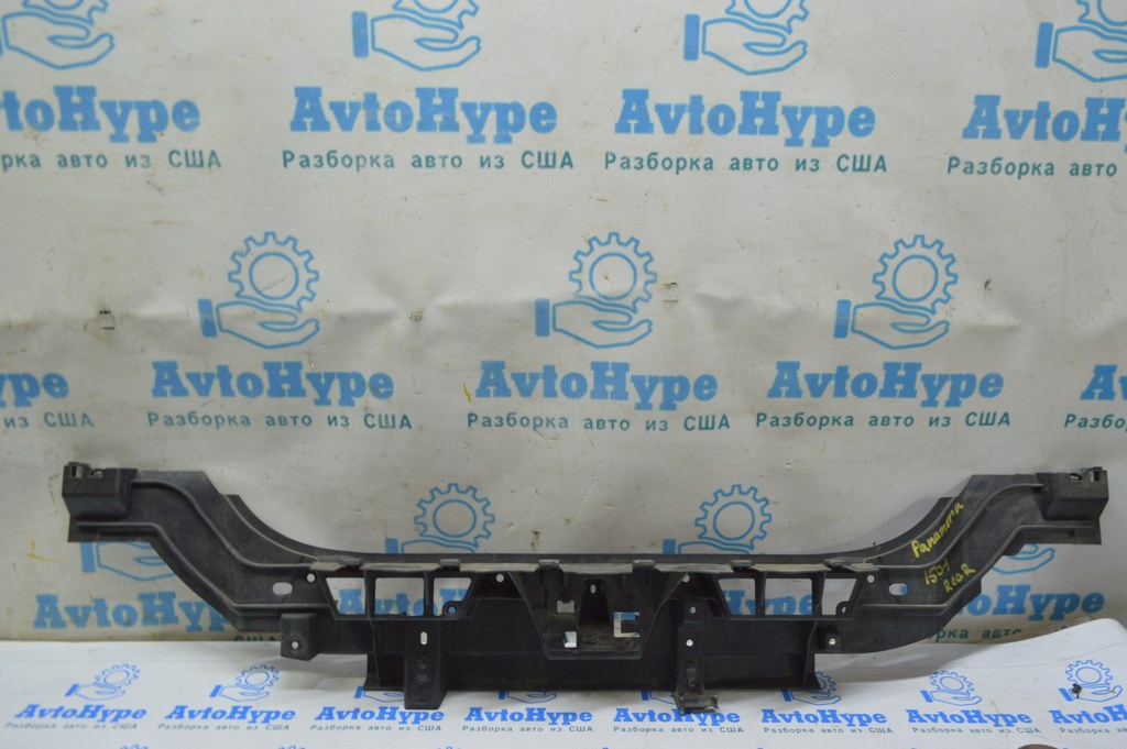 Крепление заднего бампера центр Porsche Panamera 14-16