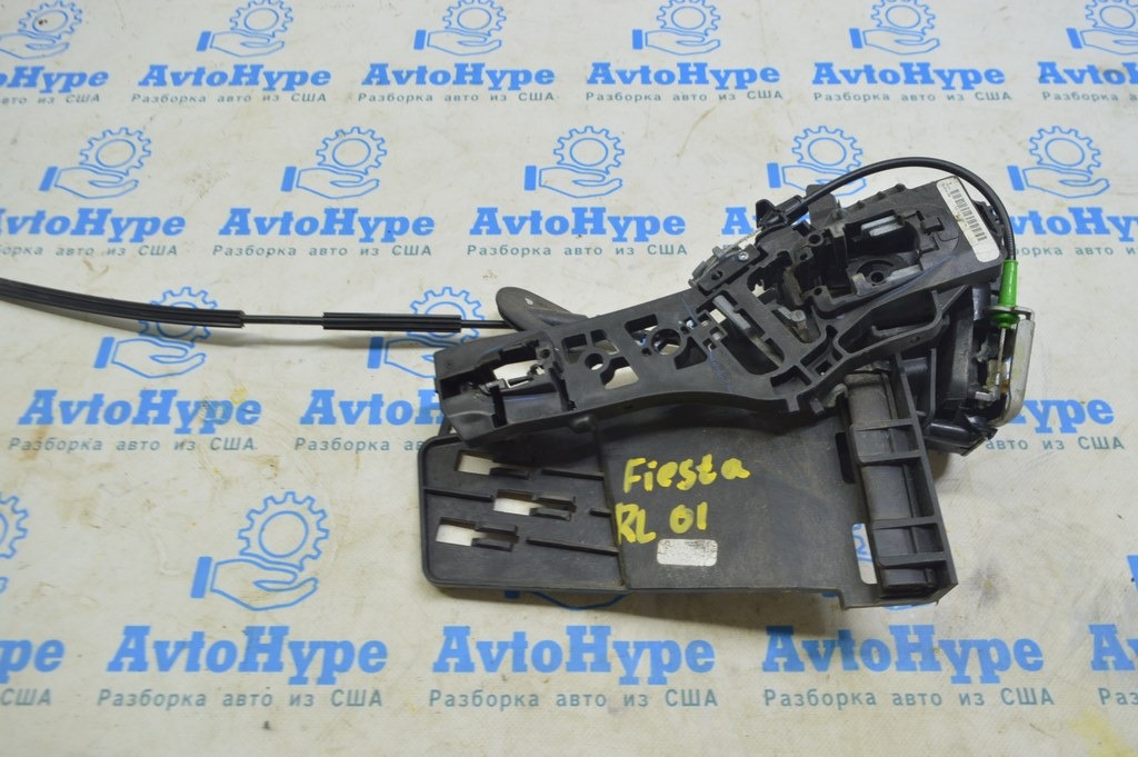 Замок двери зад лев Ford Fiesta 11-19