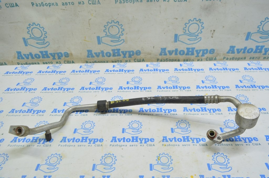 Трубка кондиционера компрессор-печка Ford Escape MK3 13-16 дорест 2.5