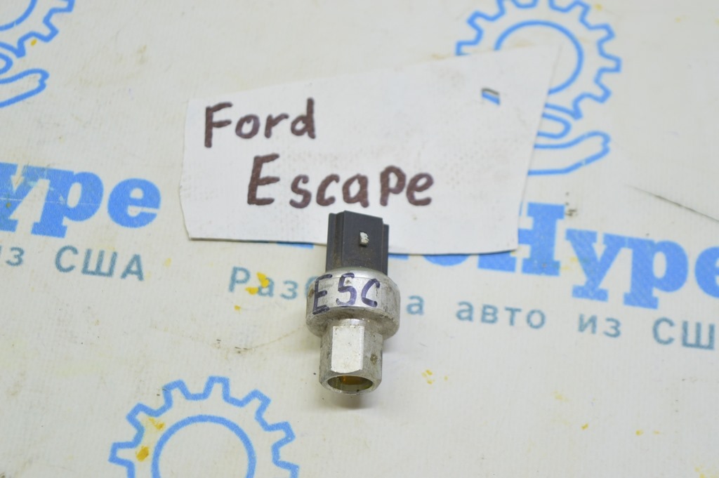 Датчик давления кондиционера Ford Escape MK3 13-