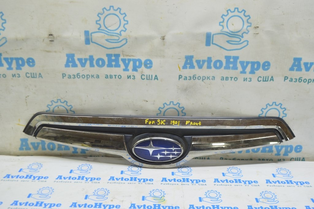 Решетка радиатора grill в сборе Subaru Forester 19- SK верх хром (01)