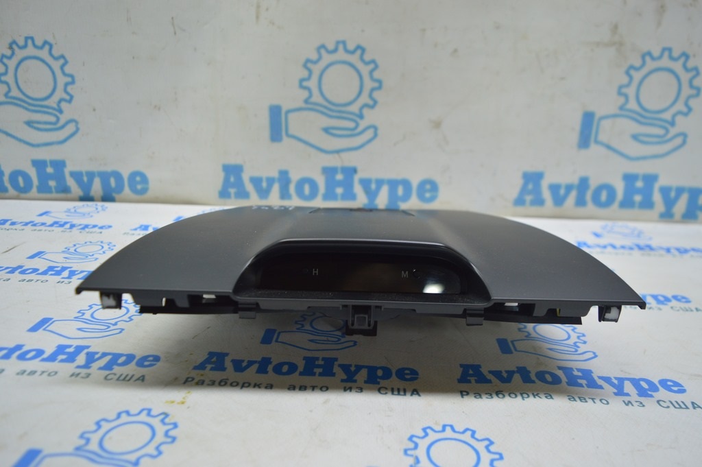 Часы Toyota Camry v50 12-14 usaeuro