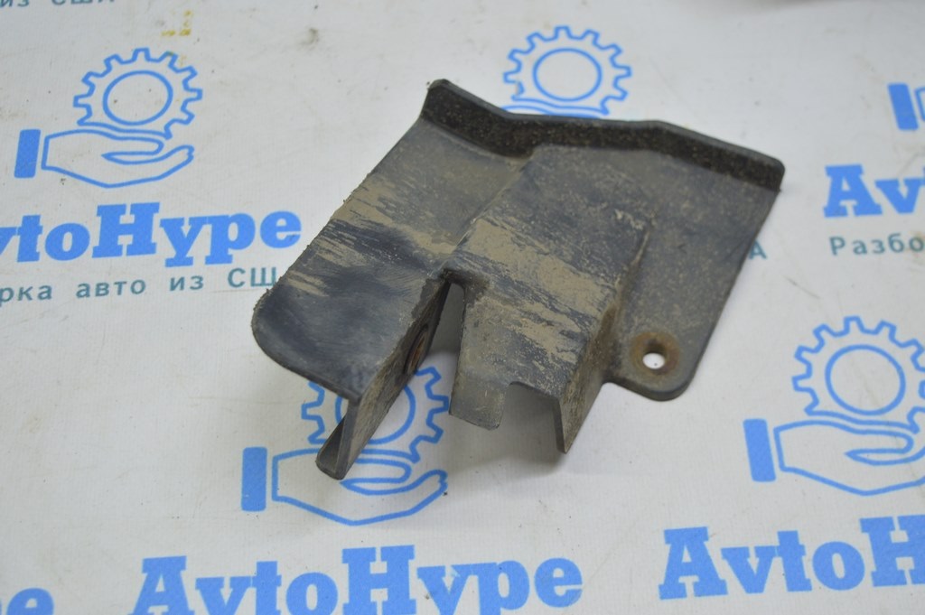 Брызговик на пороге задний правый Toyota Camry v50 12-14